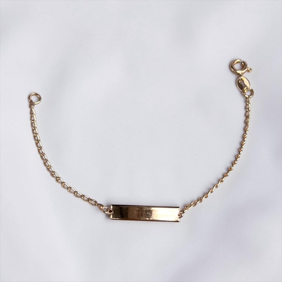 PULSERA PLACA BEBÉ ORO LAMINADO 18K