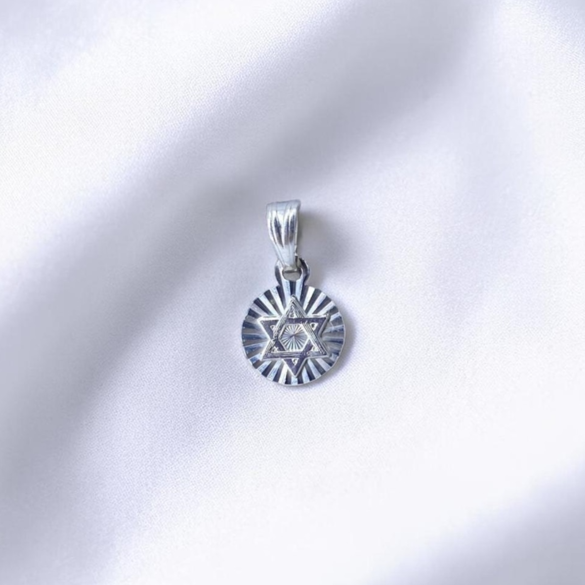 DIJE PLATA DIAMANTADO ESTRELLA DE DAVID