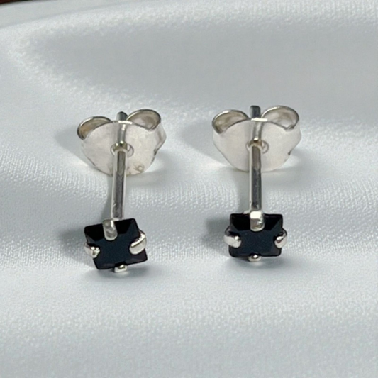 TOPO CIRCON CUADRADO 3MM NEGRO