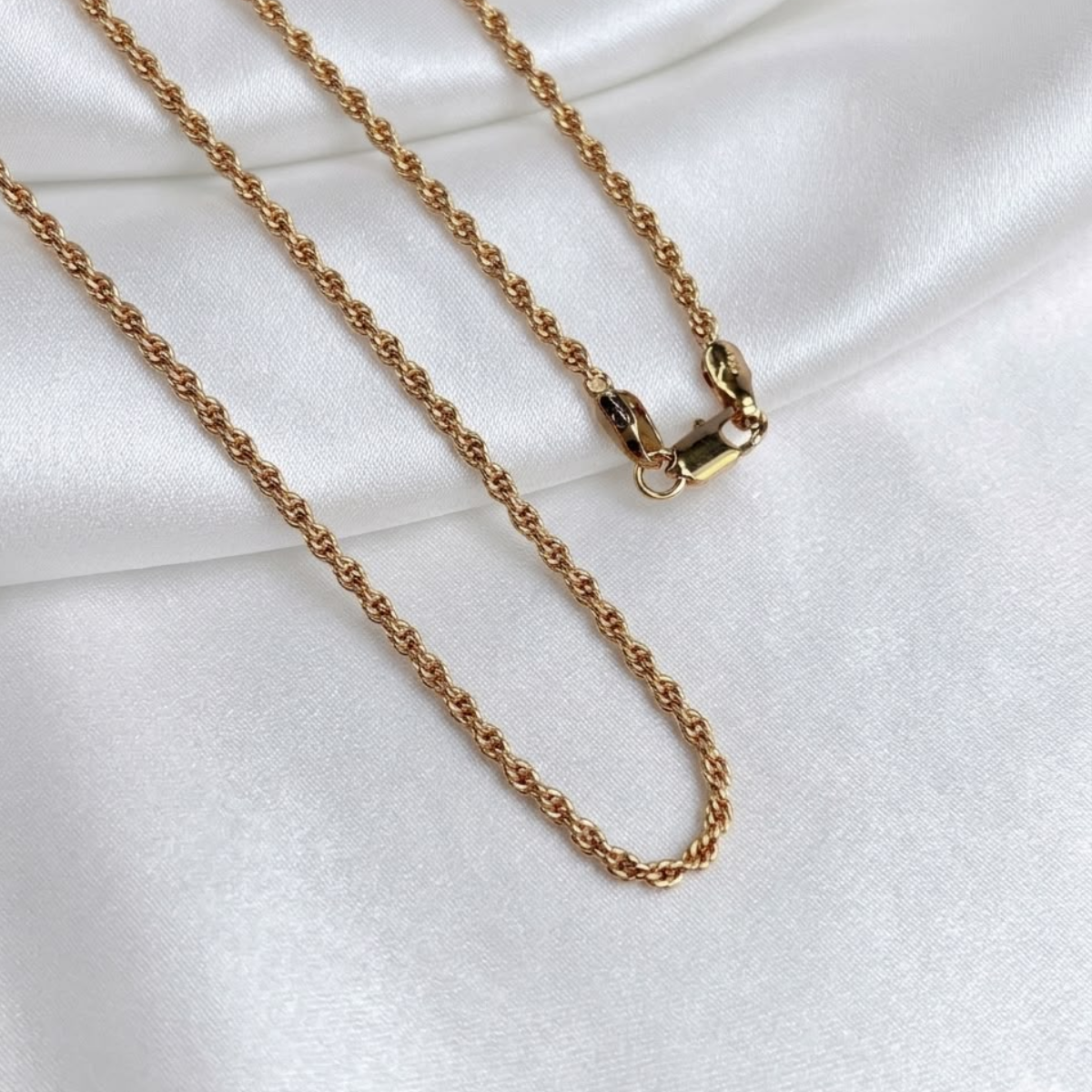CADENA LAZO ORO LAMINADO 18K