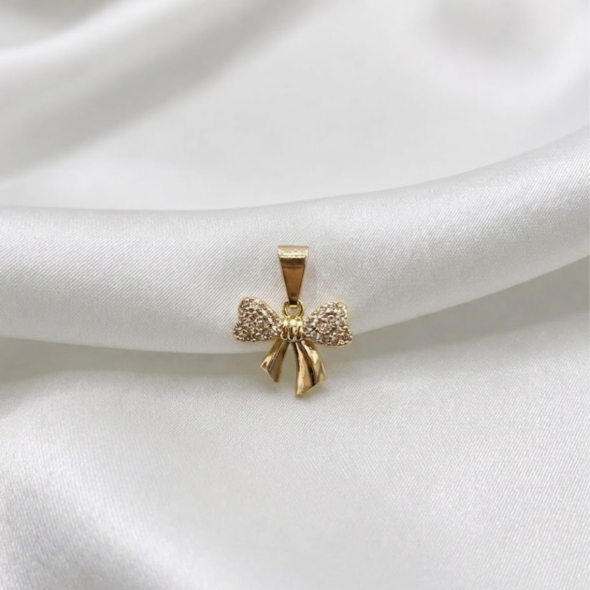 DIJE MOÑO MICROCIRCON ORO LAMINADO 18K