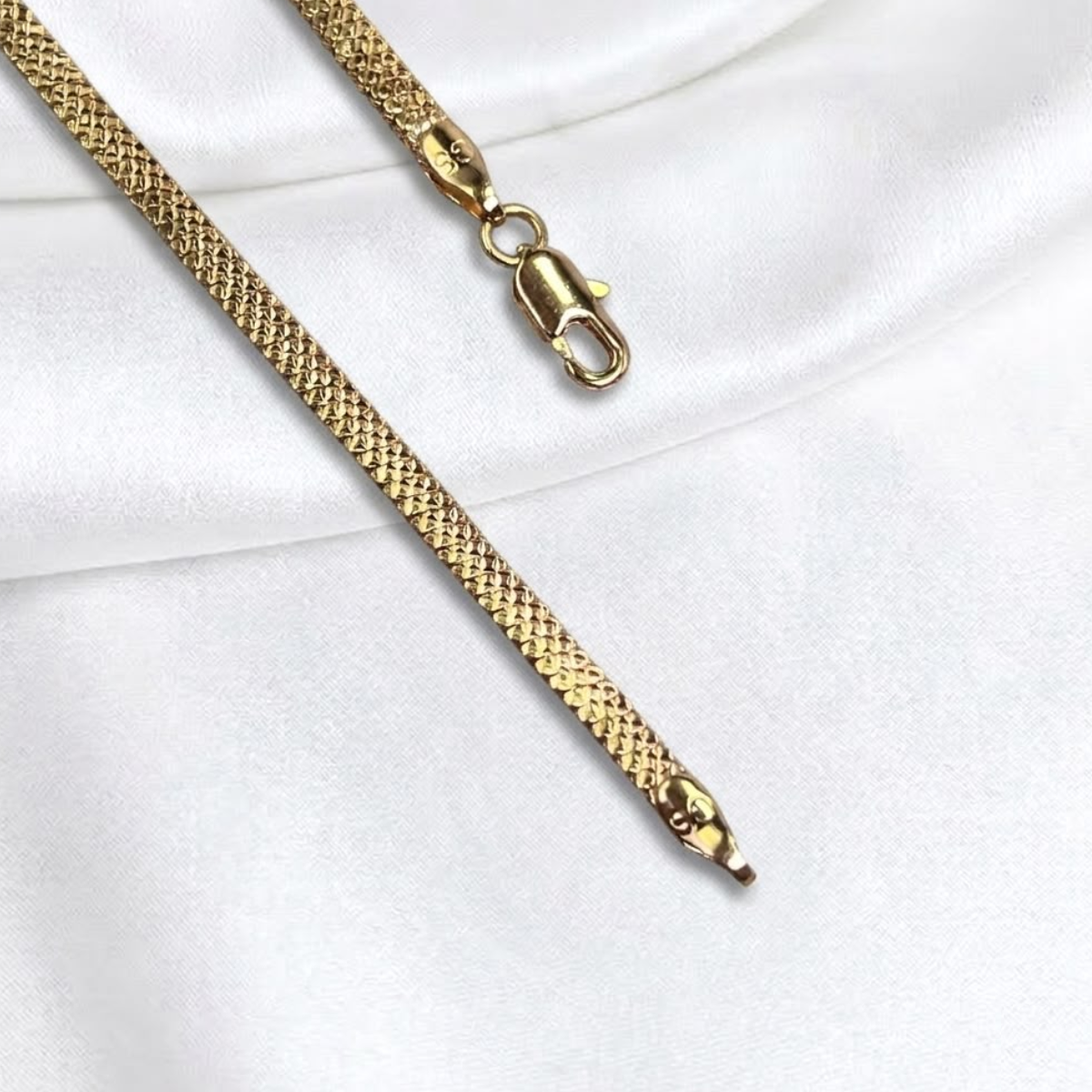 CADENA SERPIENTE PLANA ORO LAMINADO 18K