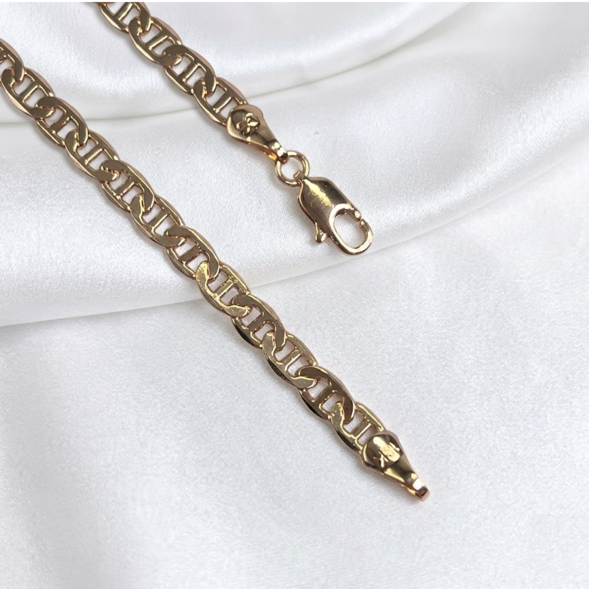 CADENA ESCALERA ORO LAMINADO 18K