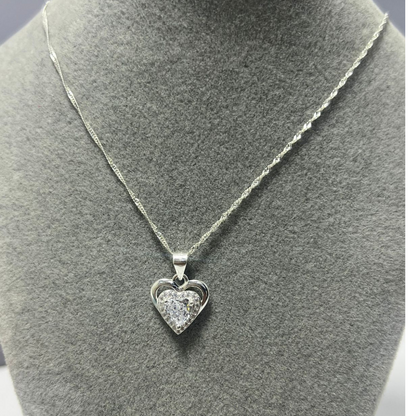 CADENA EN PLATA CON DIJE DE CORAZÓN CON CIRCONES Y MICRO CIRCONES