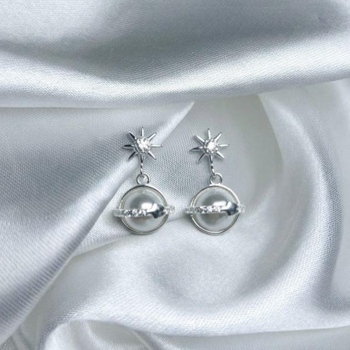 ARETE PLATA CIRCONES TAILANDESA