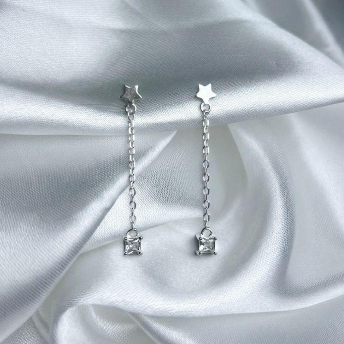 ARETE PLATA CIRCONES TAILANDESA